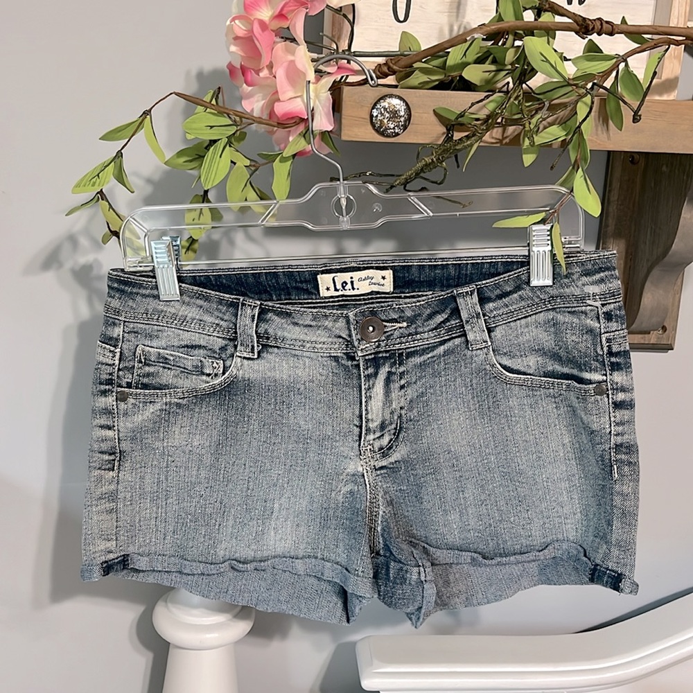 Le Ashley Low Rise Denim jean Shorts Womens 9